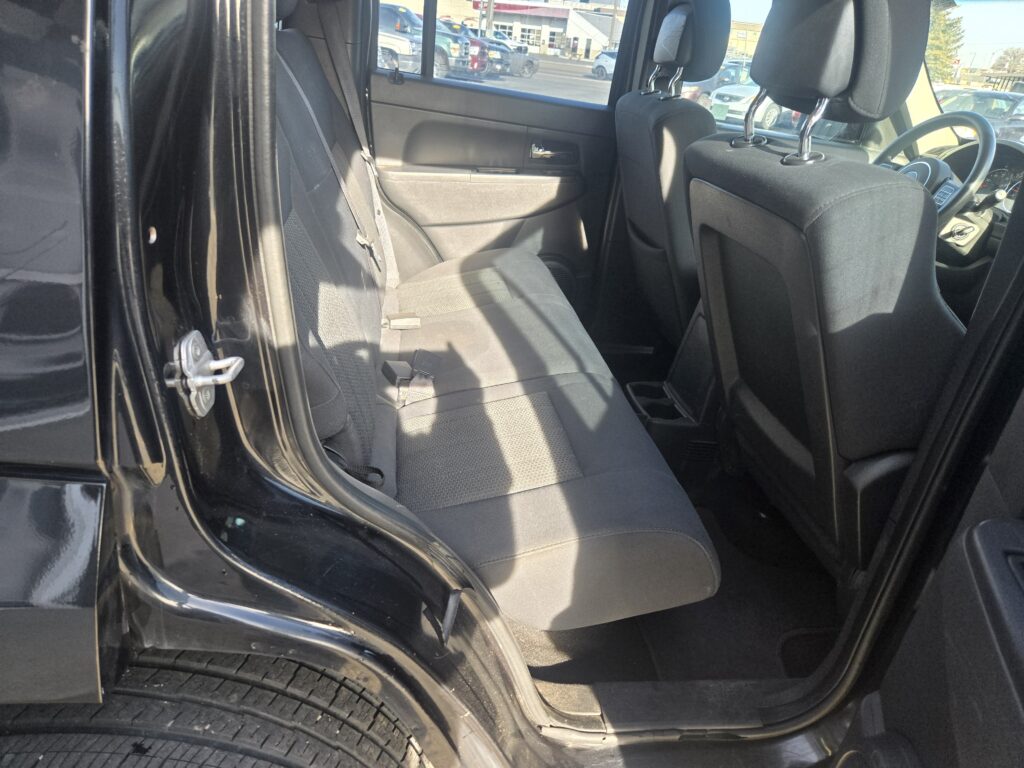 JEEP Liberty Sport 2012