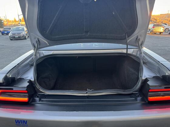 Dodge Challenger R/T SCAT Pack