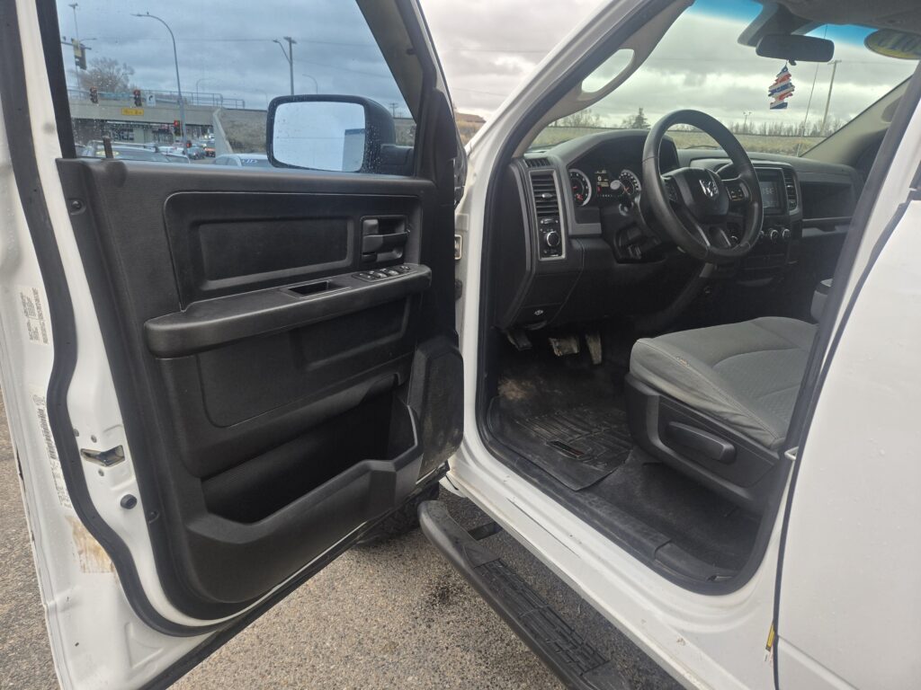 RAM 1500 ST 2013 Tradesman