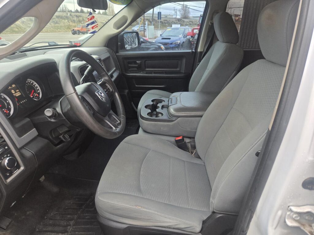 RAM 1500 ST 2013 Tradesman