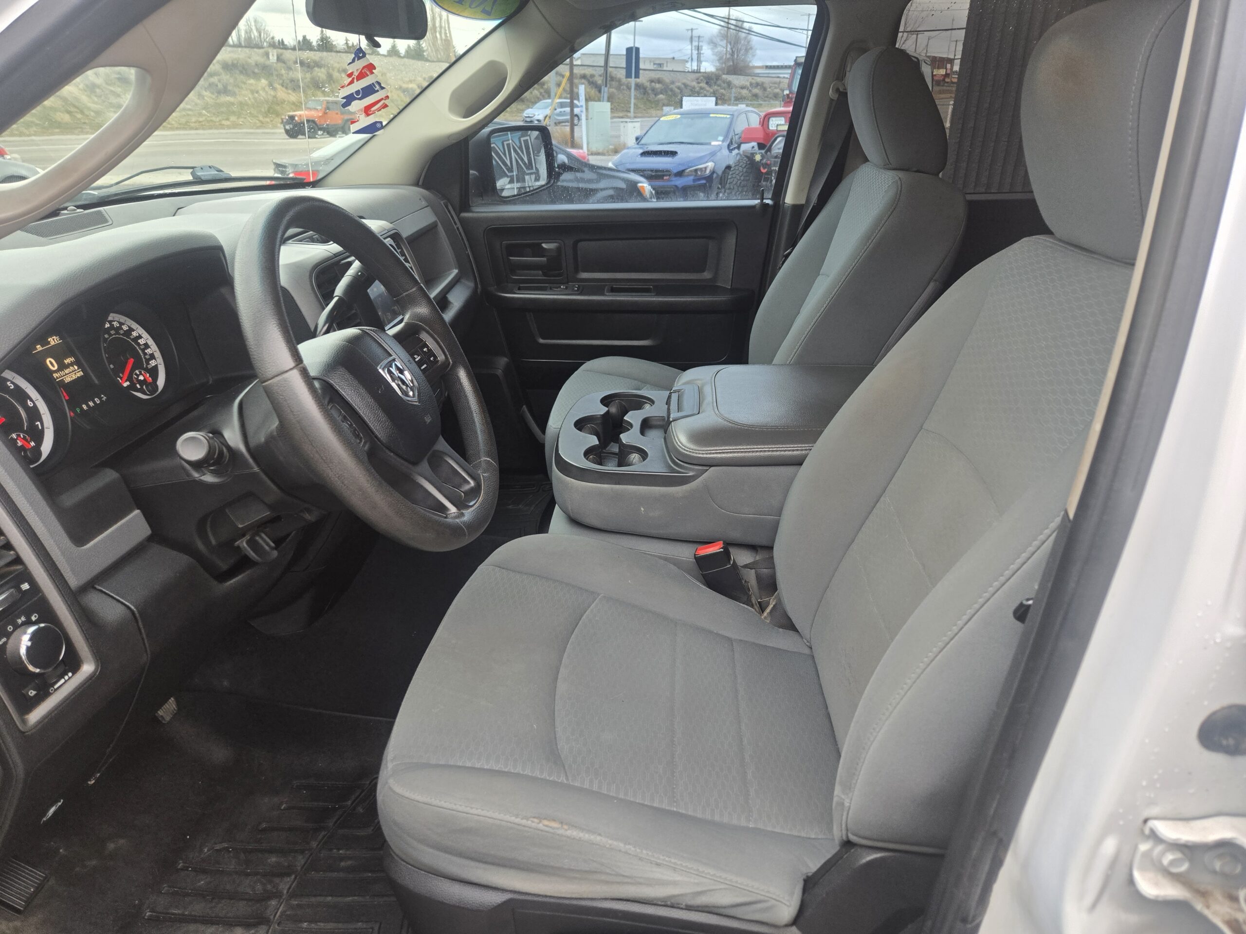 RAM 1500 ST 2013 Tradesman