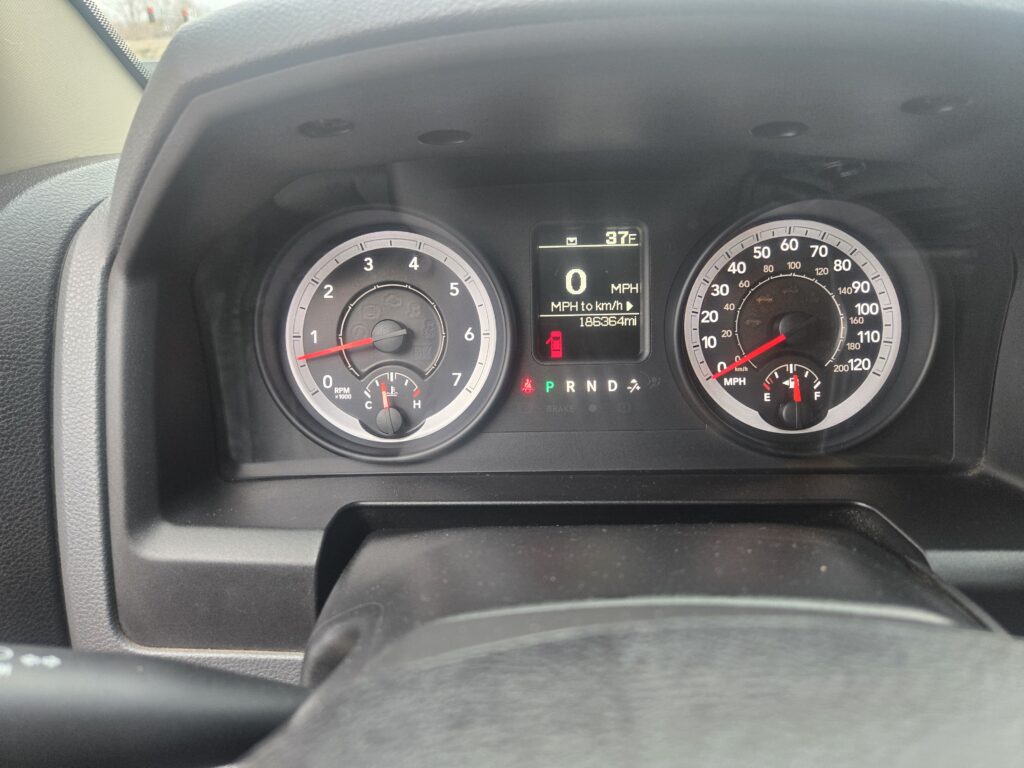 RAM 1500 ST 2013 Tradesman