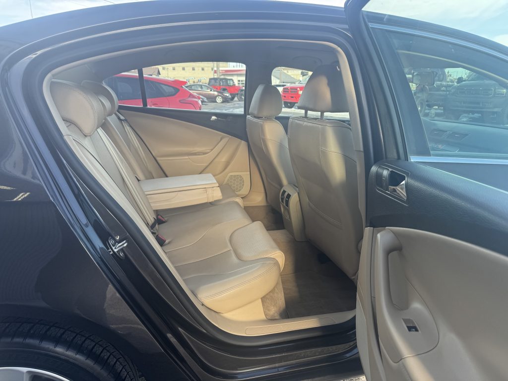 VOLKSWAGEN Passat 2007 Wolfsburg Edition 2.0T