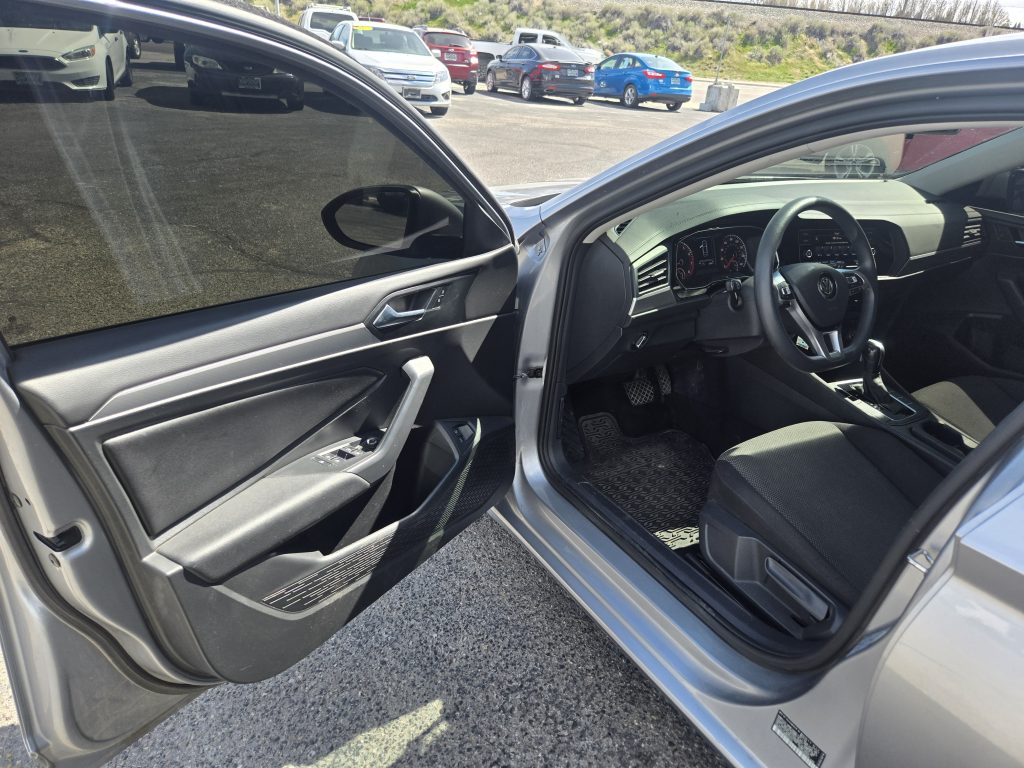 VOLKSWAGEN Jetta S 2021