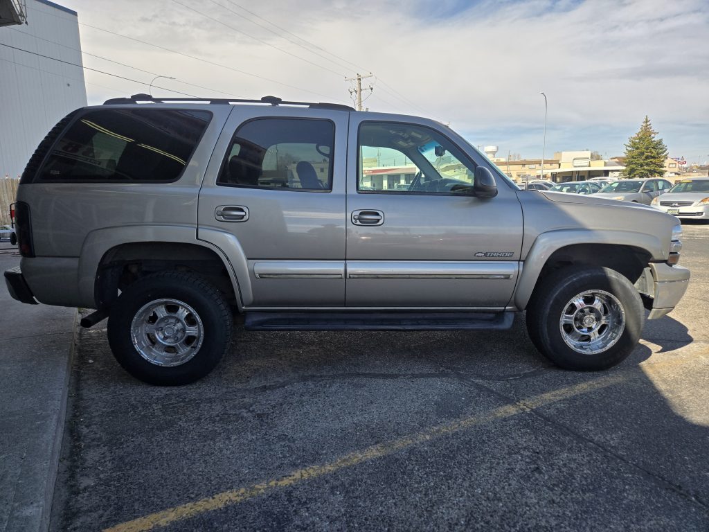 CHEVROLET Tahoe 2002 Sport