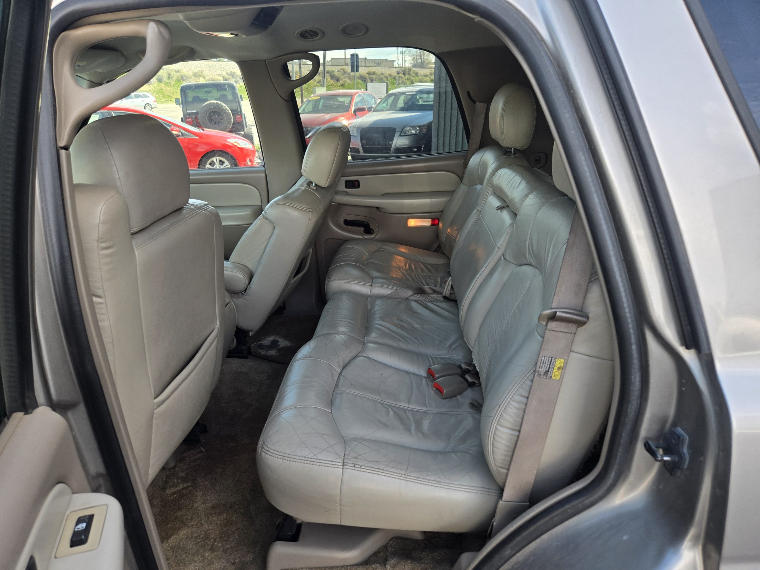 CHEVROLET Tahoe 2002 Sport