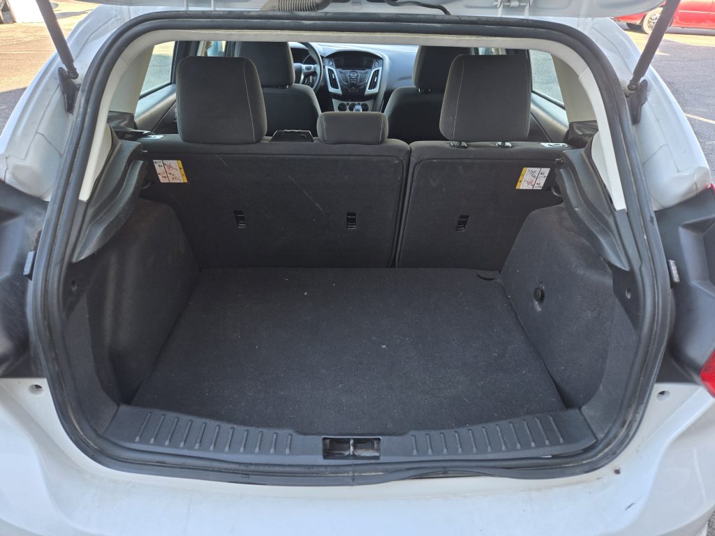 FORD Focus SE 2013