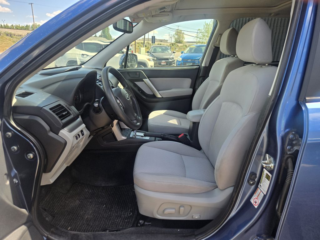 SUBARU Forester Premium+Moonroof+EyeSight 2015