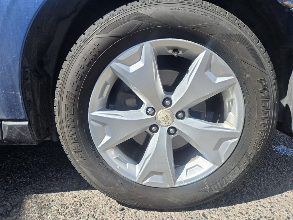 SUBARU Forester Premium+Moonroof+EyeSight 2015