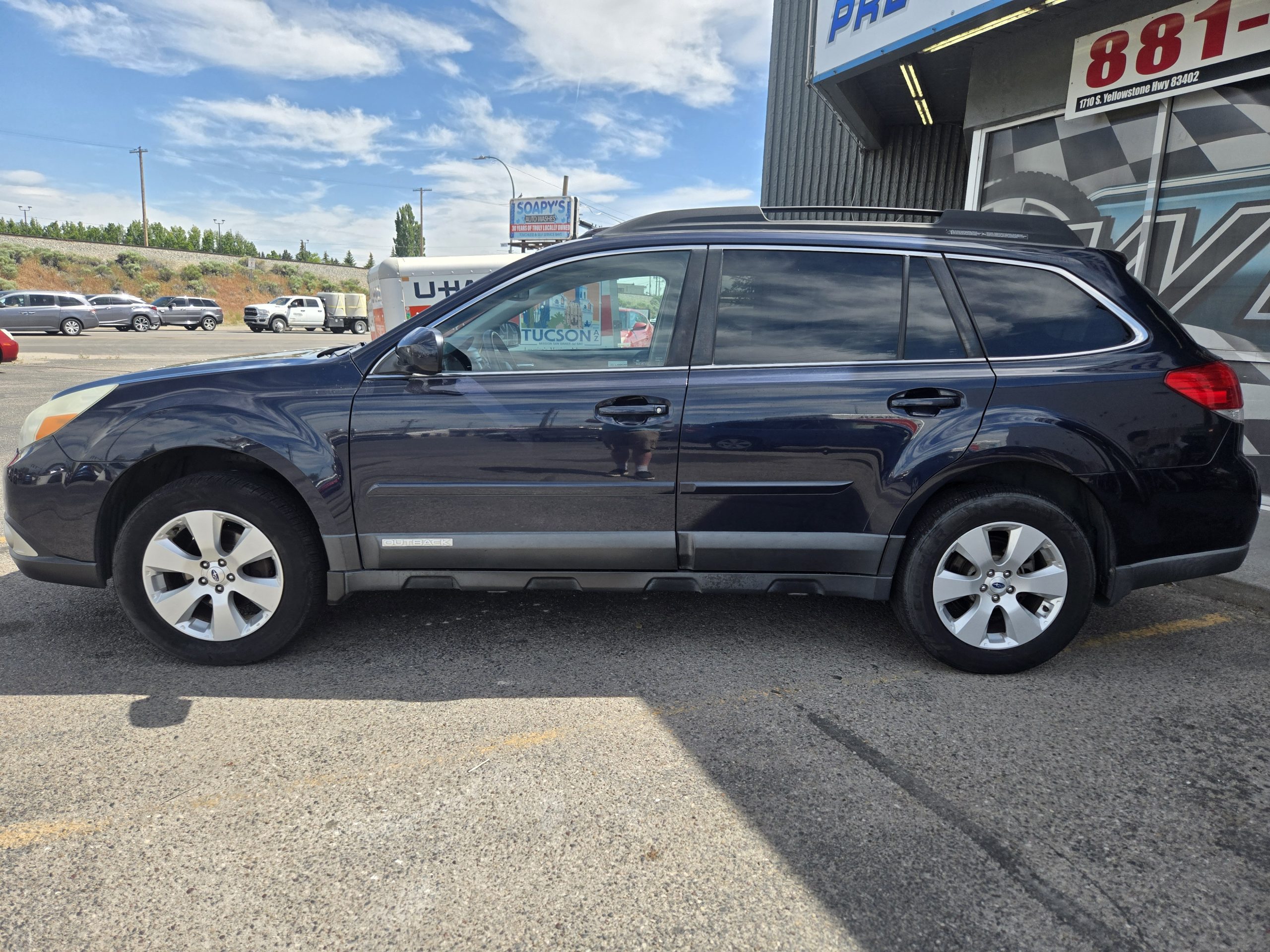 SUBARU Outback Limited 2012