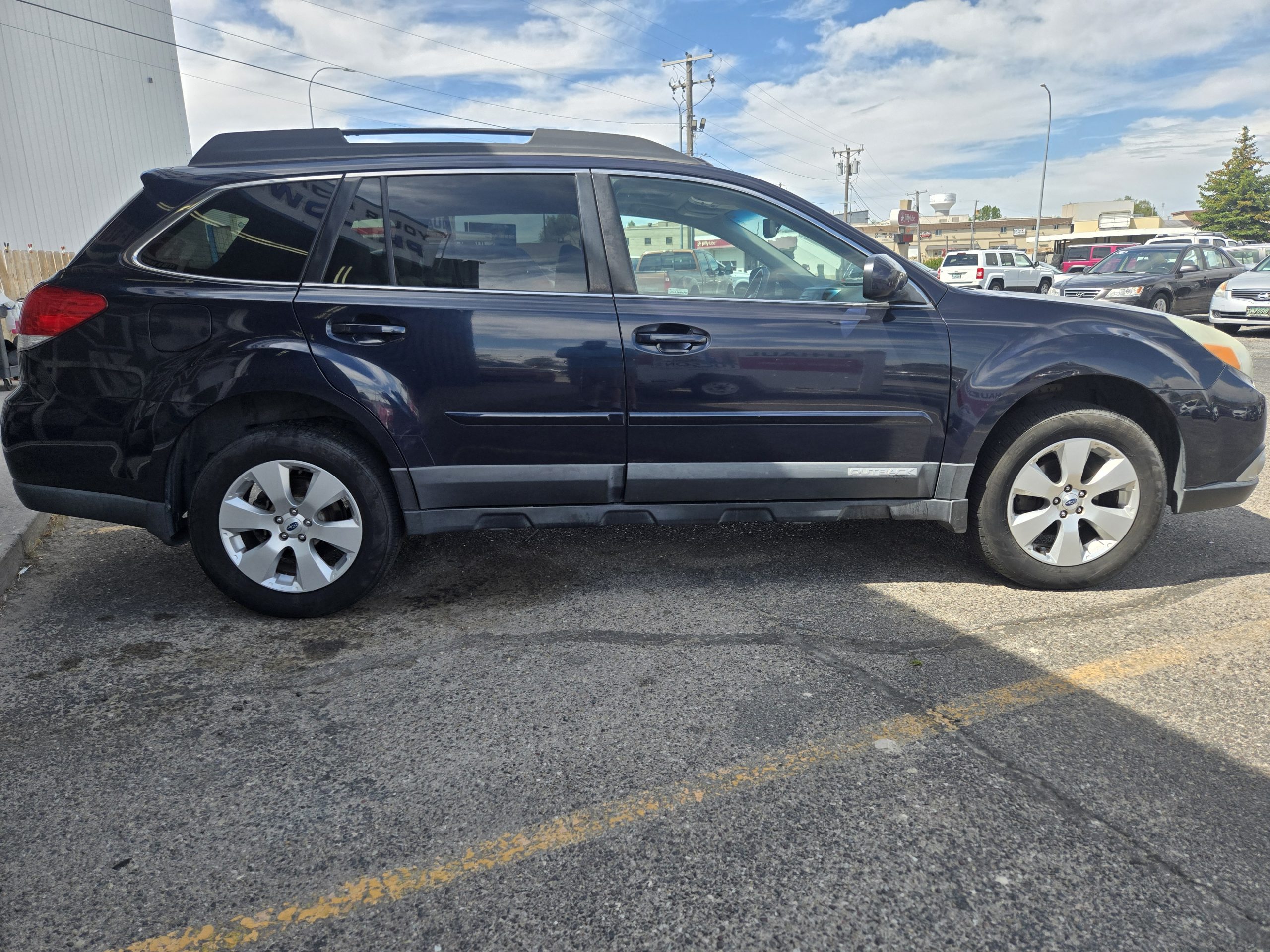 SUBARU Outback Limited 2012