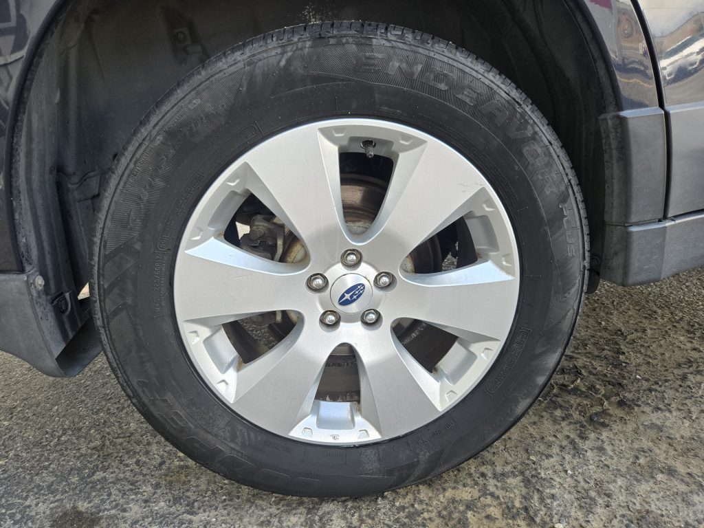 SUBARU Outback Limited 2012