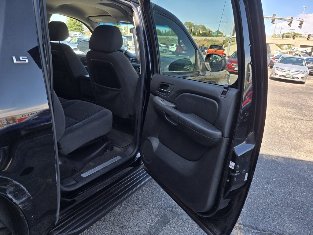 CHEVROLET Avalanche LS 2008 Sport Utility Truck