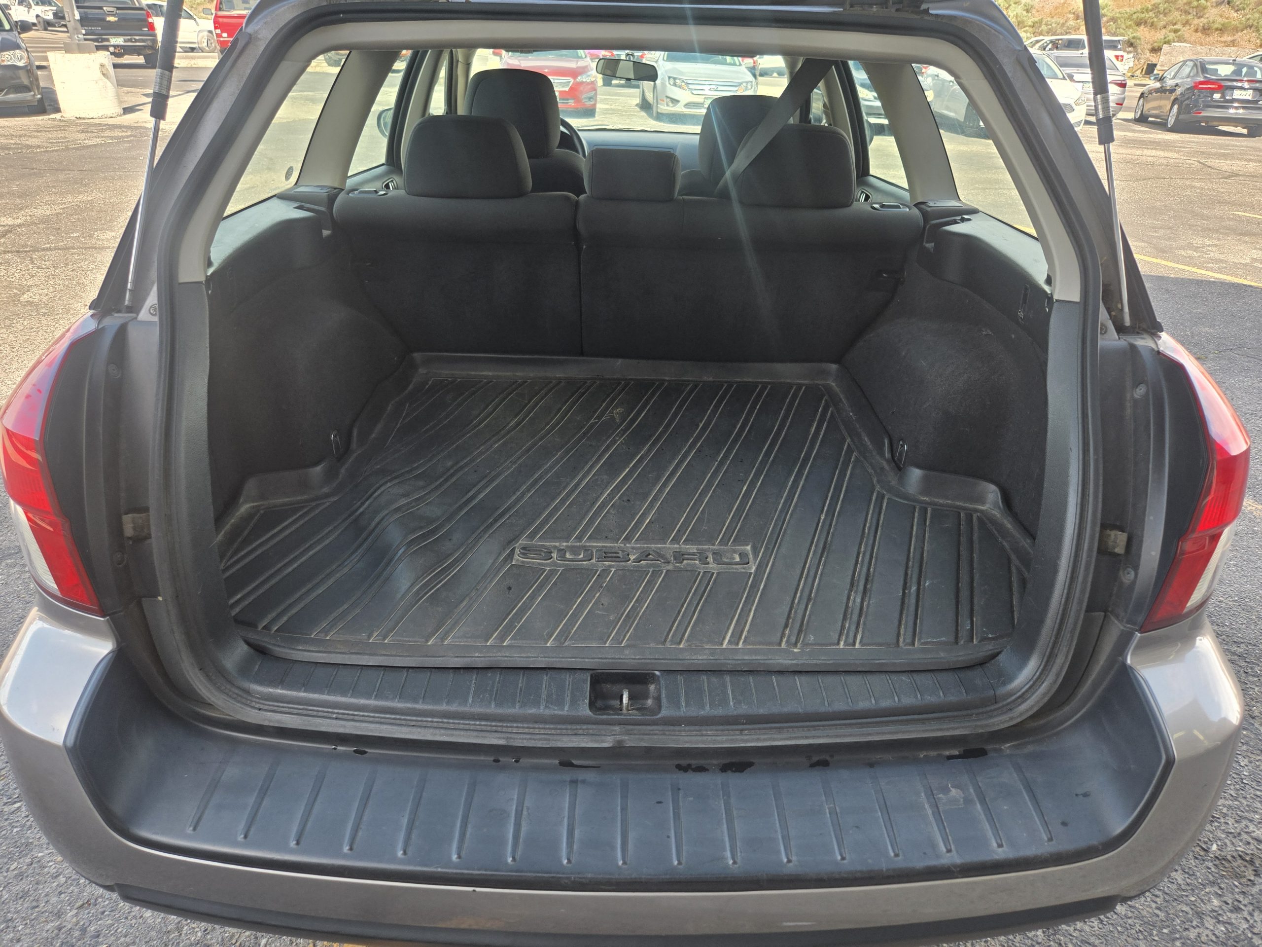 SUBARU Outback 2.5 2008