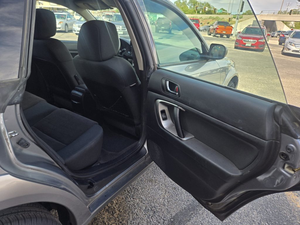SUBARU Outback 2.5 2008