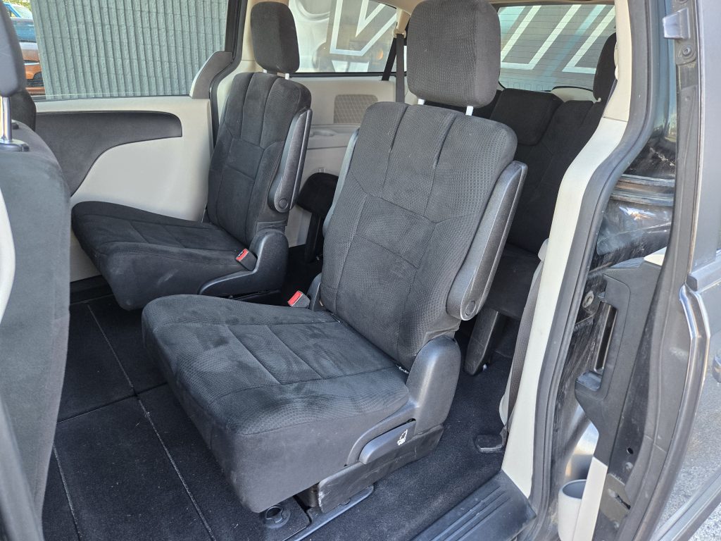 DODGE Grand Caravan SE 2012 Minivan