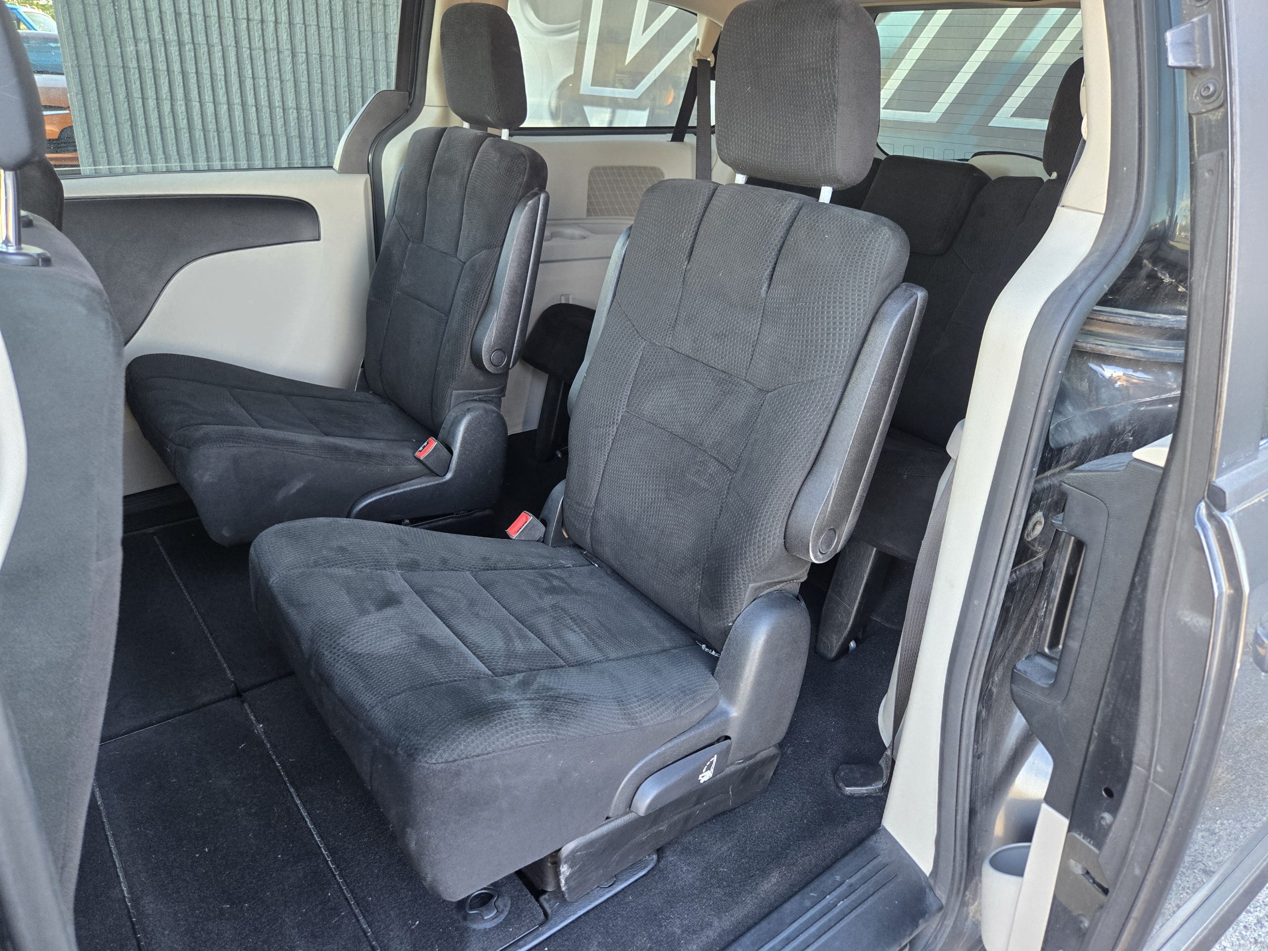 DODGE Grand Caravan SE 2012 Minivan