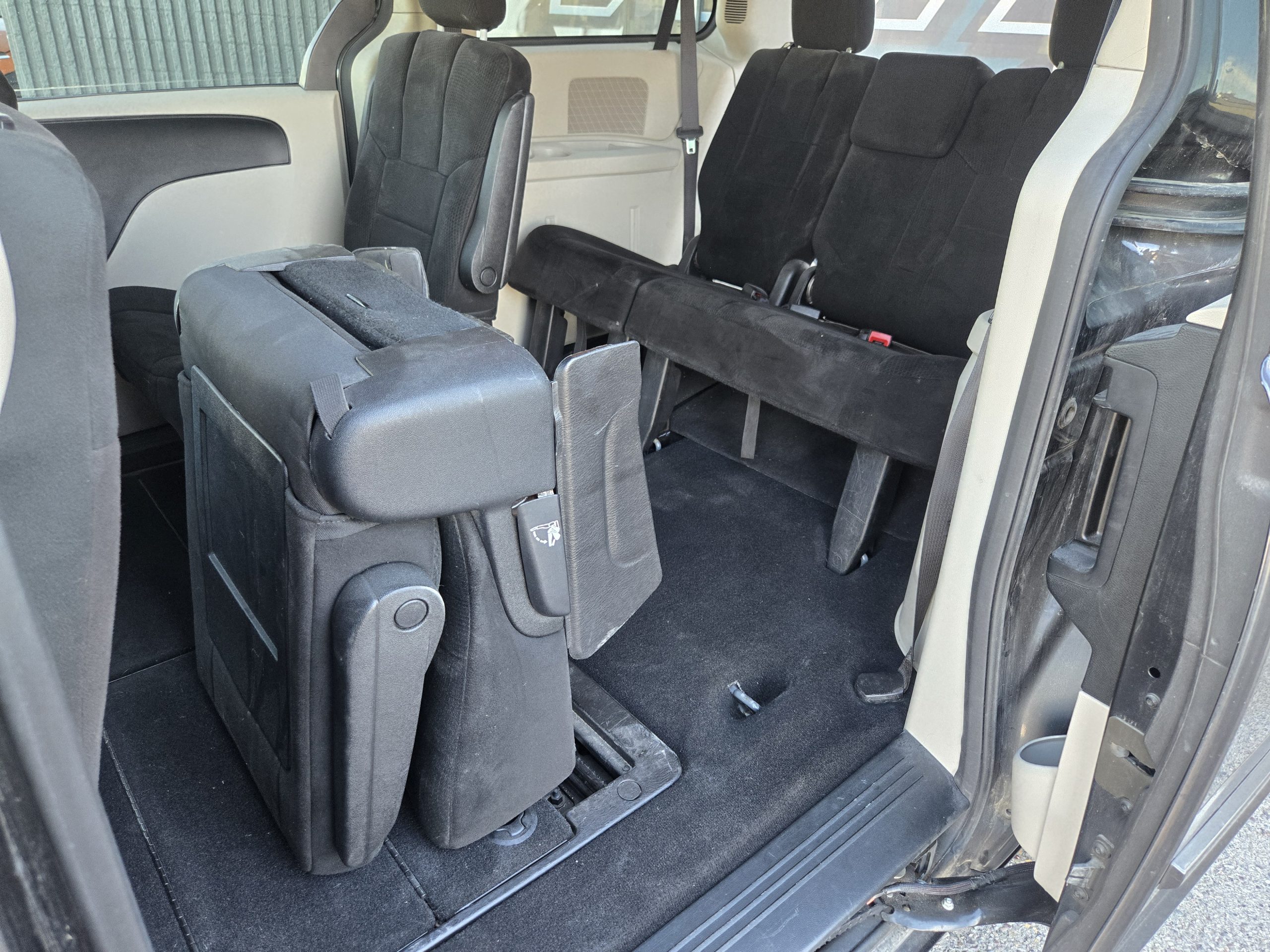DODGE Grand Caravan SE 2012 Minivan