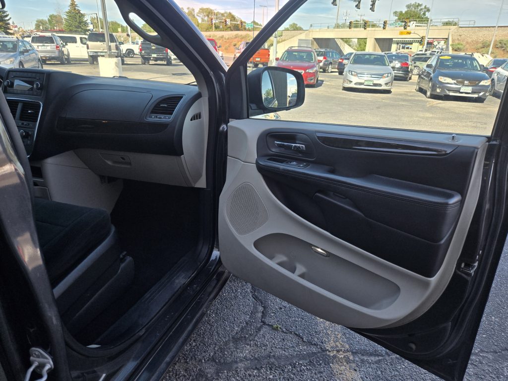 DODGE Grand Caravan SE 2012 Minivan