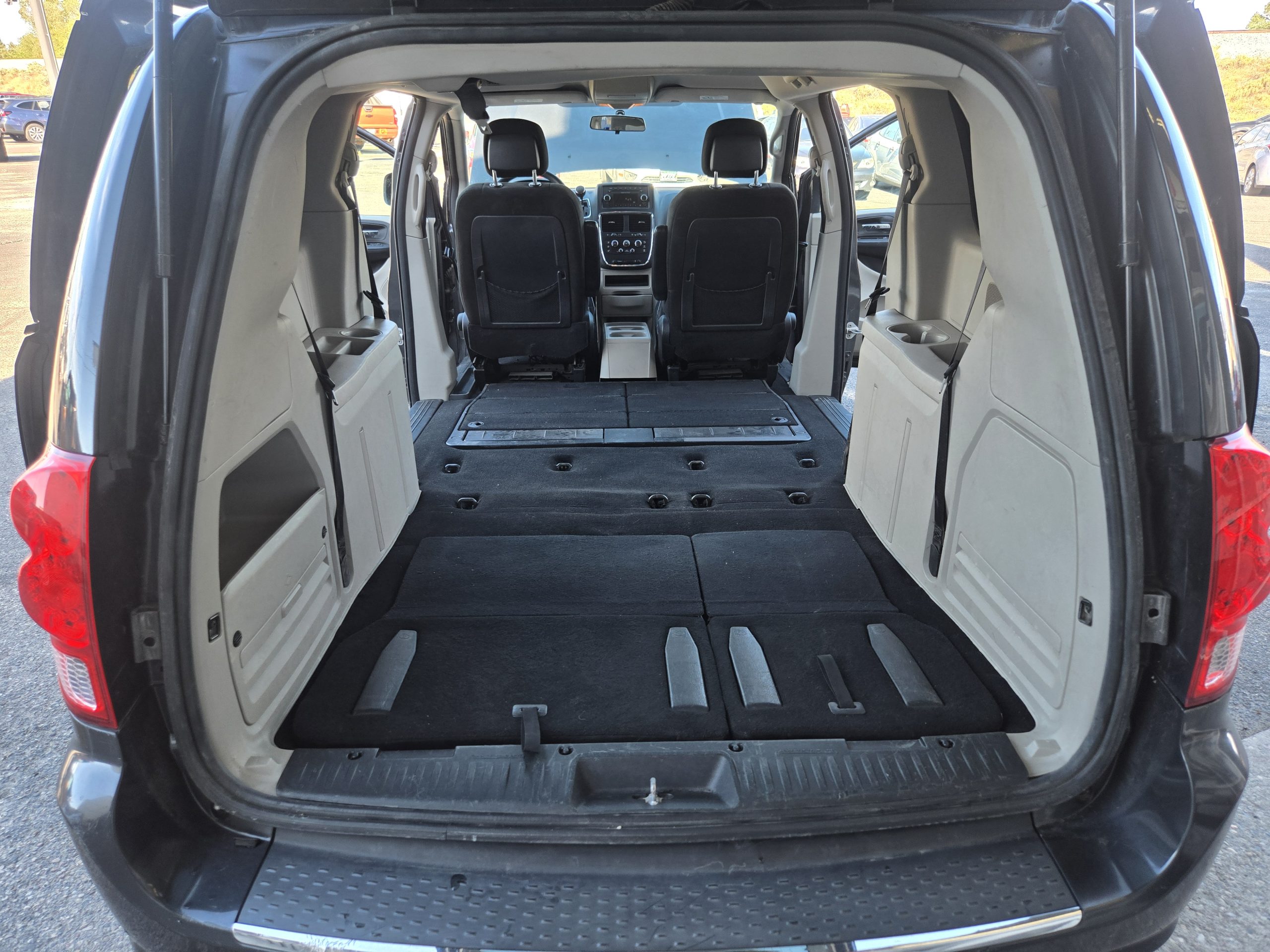 DODGE Grand Caravan SE 2012 Minivan