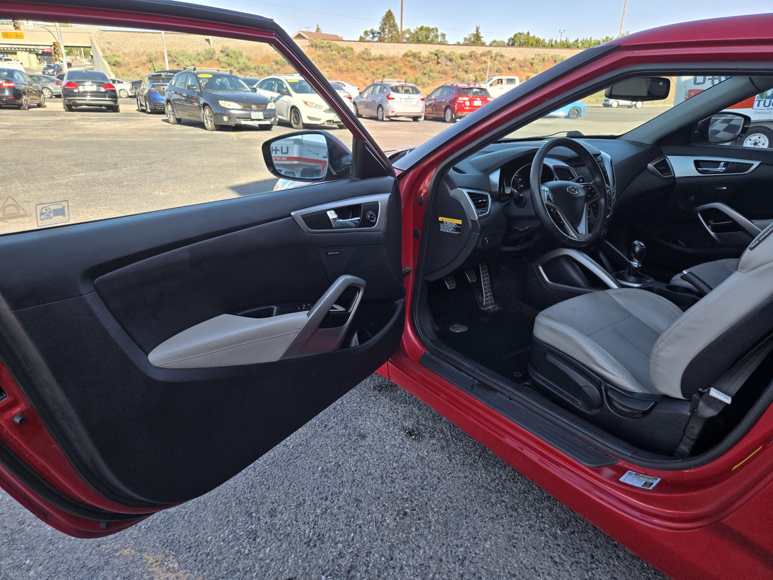HYUNDAI Veloster 2013