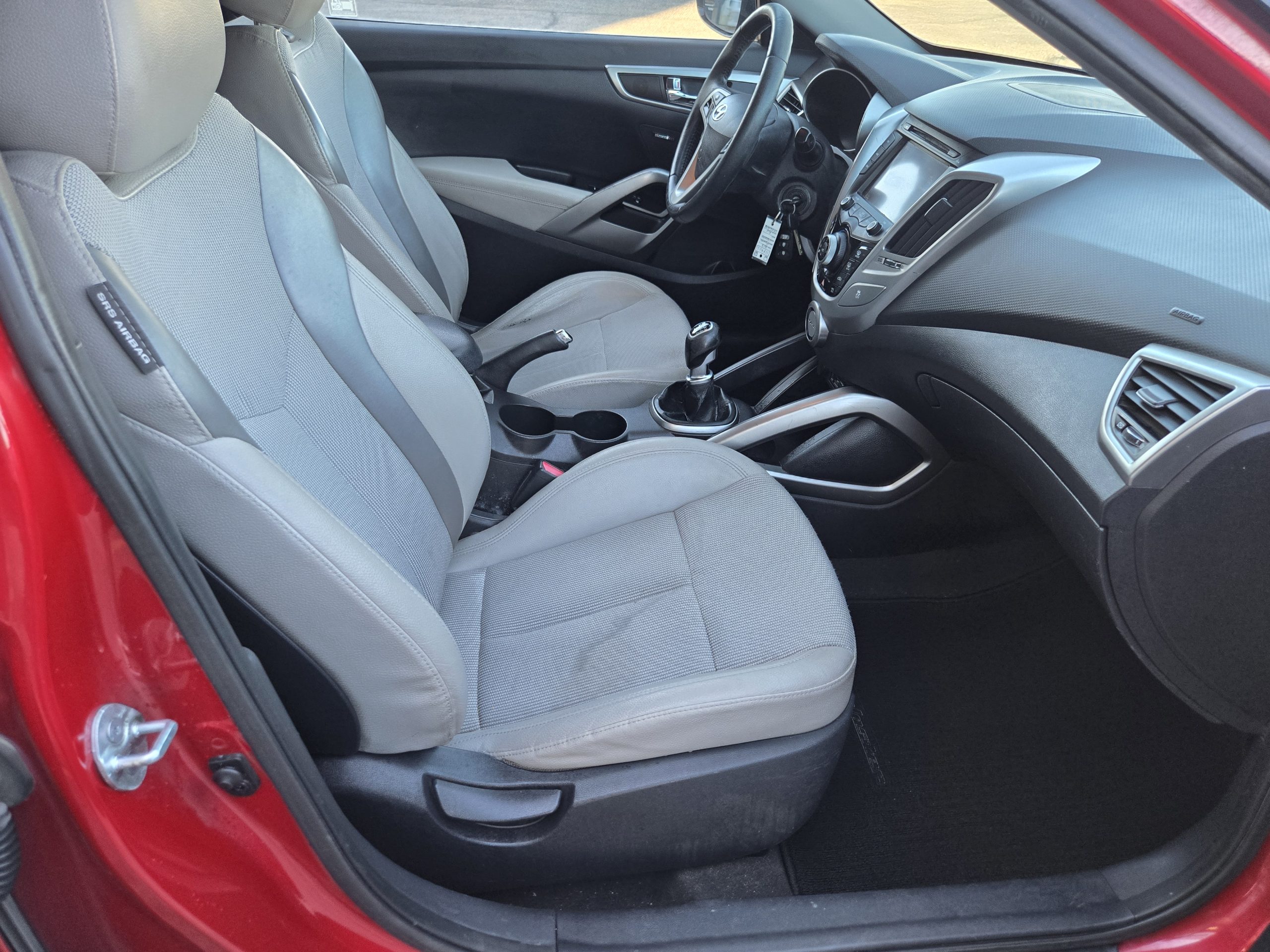 HYUNDAI Veloster 2013