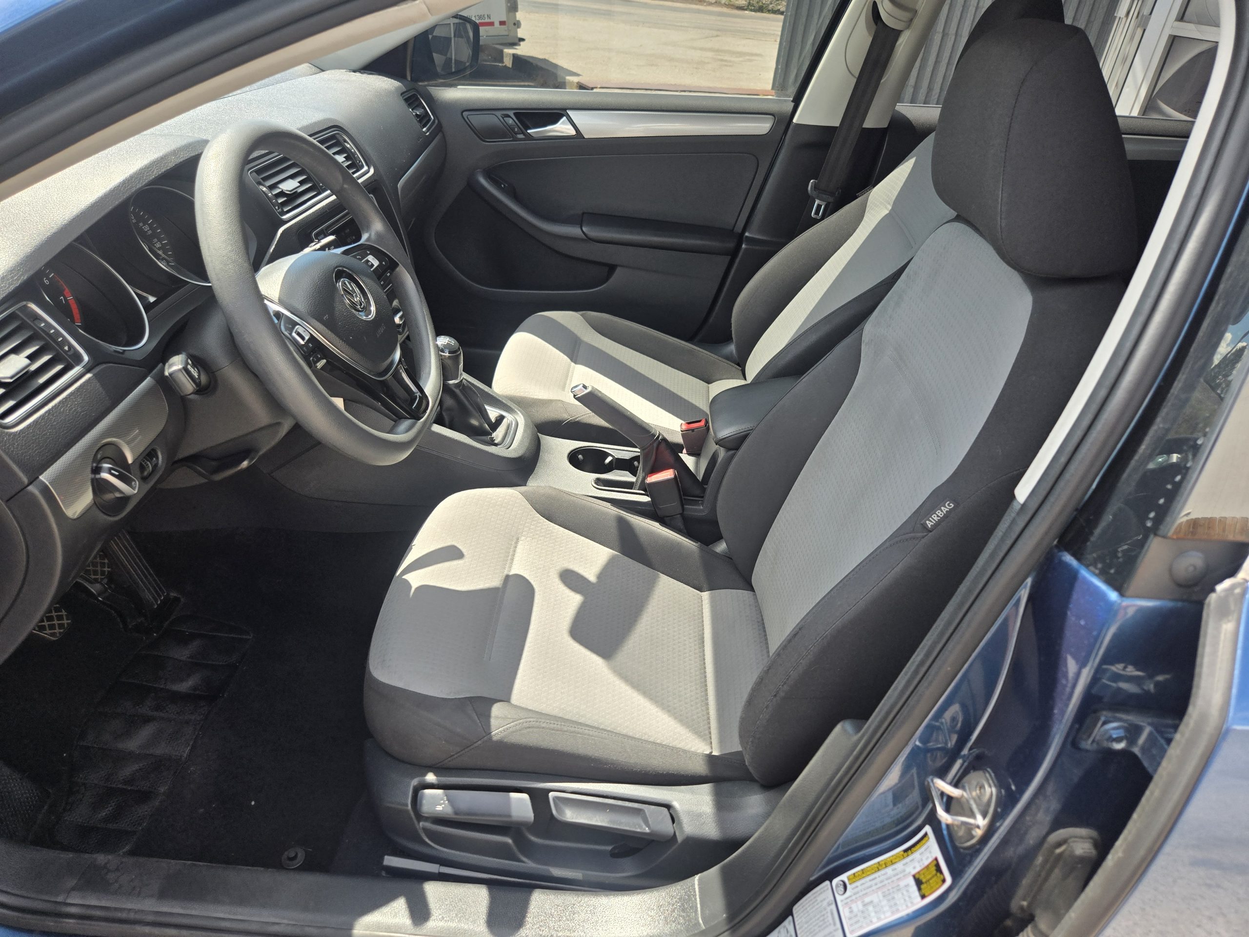 VOLKSWAGEN Jetta S 2017