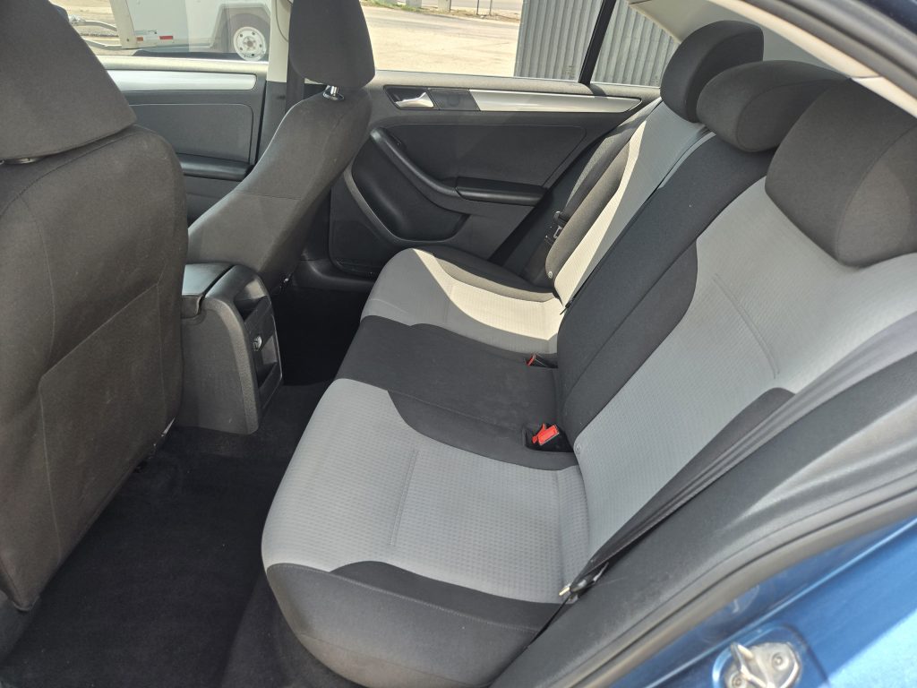 VOLKSWAGEN Jetta S 2017