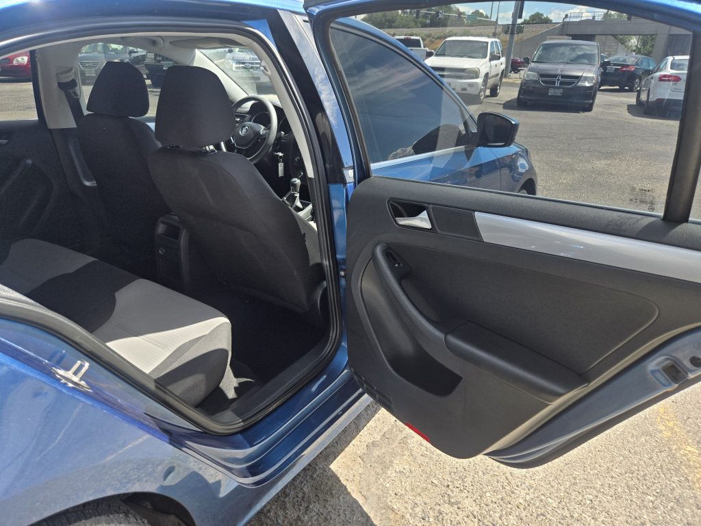 VOLKSWAGEN Jetta S 2017