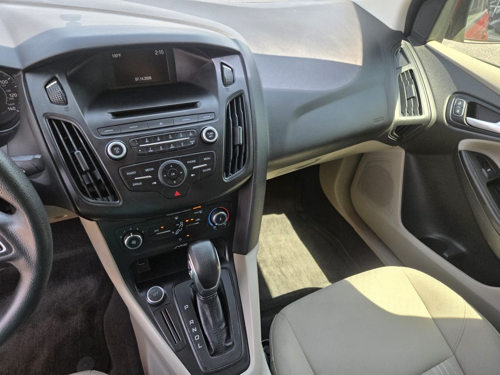 FORD Focus SE 2017