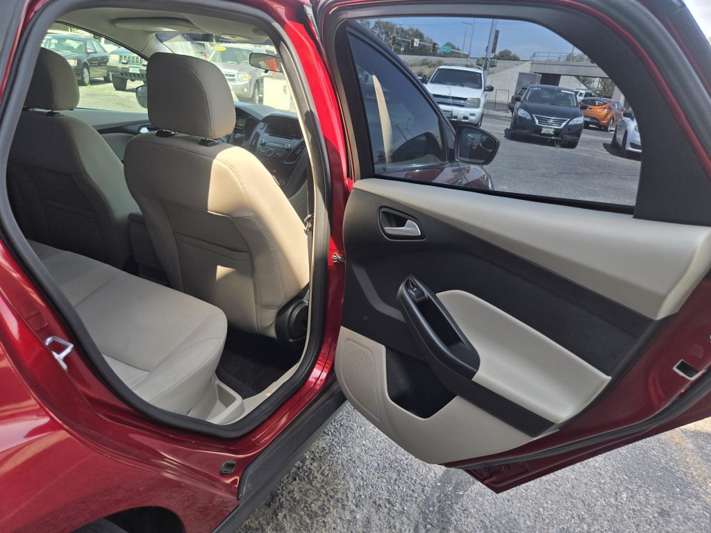FORD Focus SE 2017