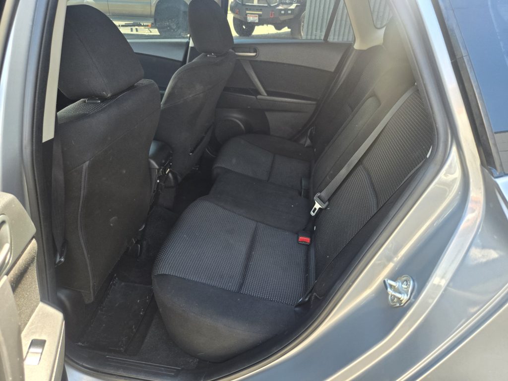 MAZDA Mazda3 Touring 2013