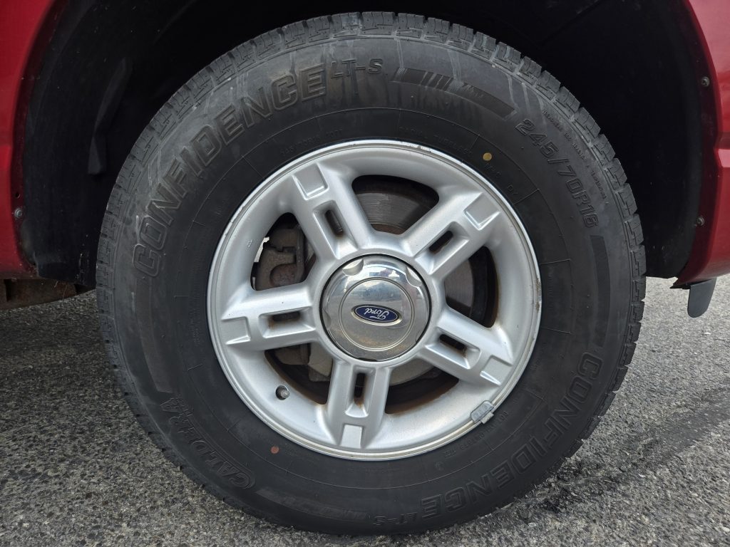 FORD Explorer XLT 2004