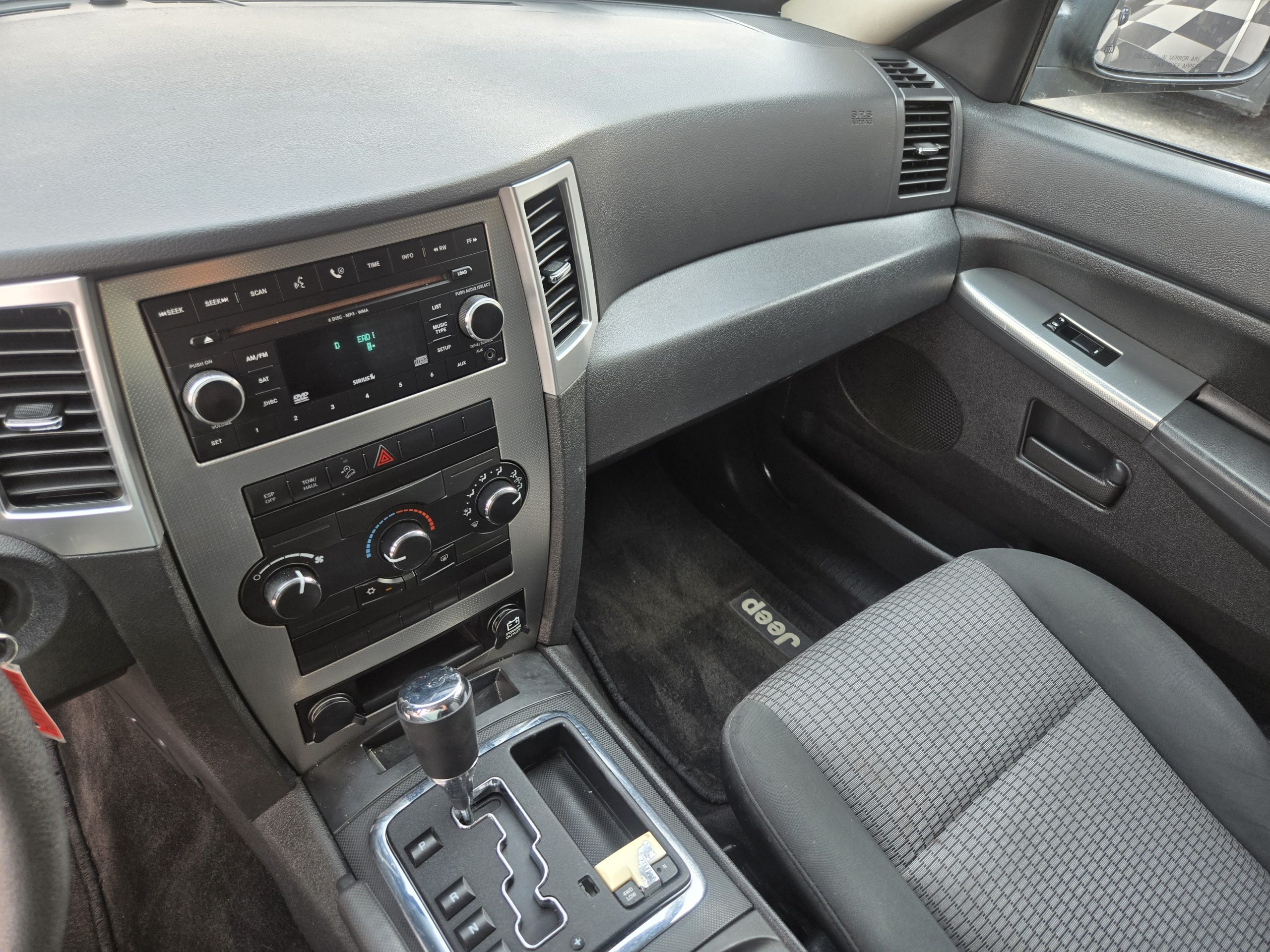 JEEP Grand Cherokee Laredo