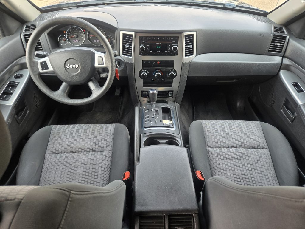 JEEP Grand Cherokee Laredo