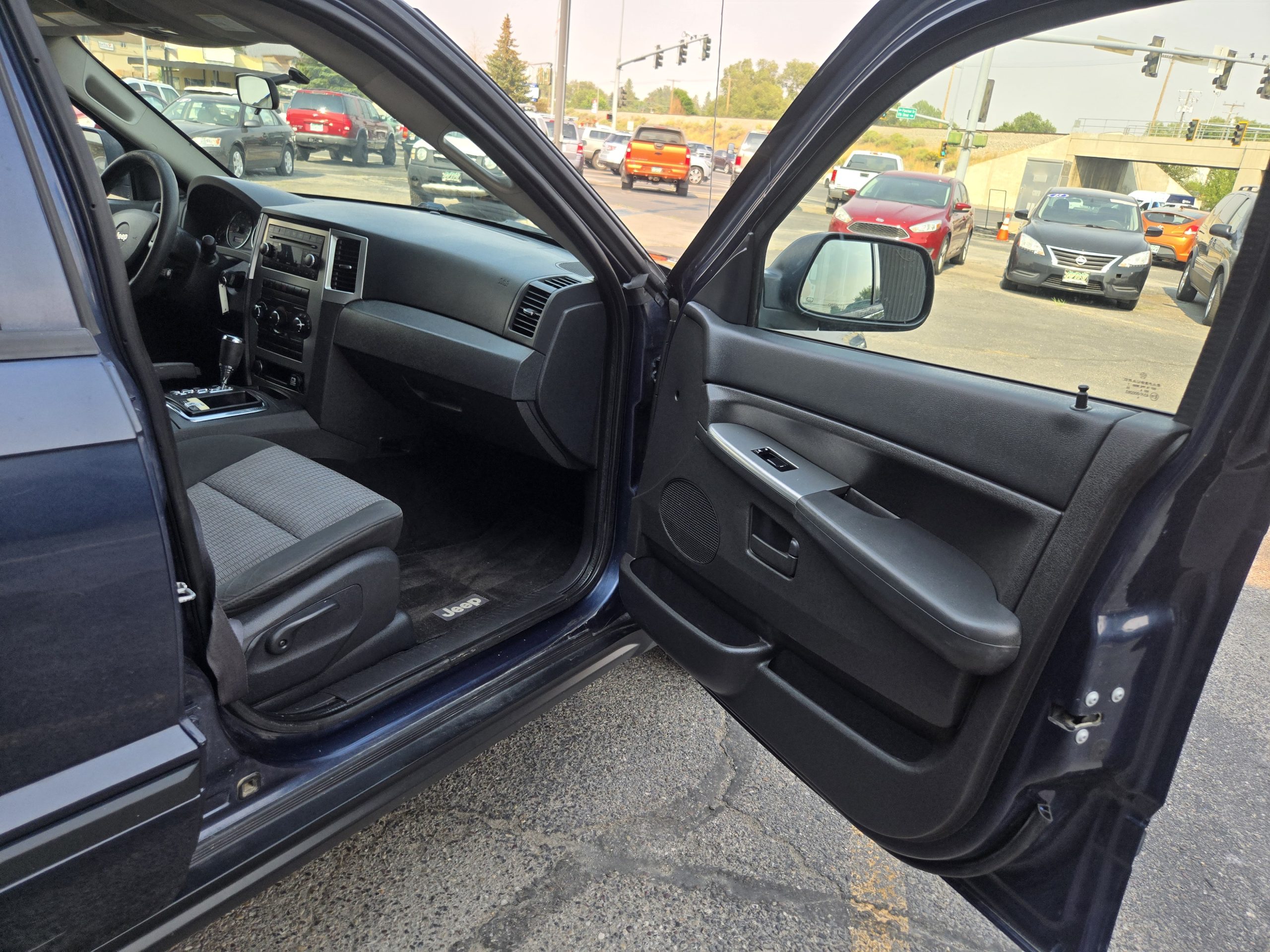JEEP Grand Cherokee Laredo