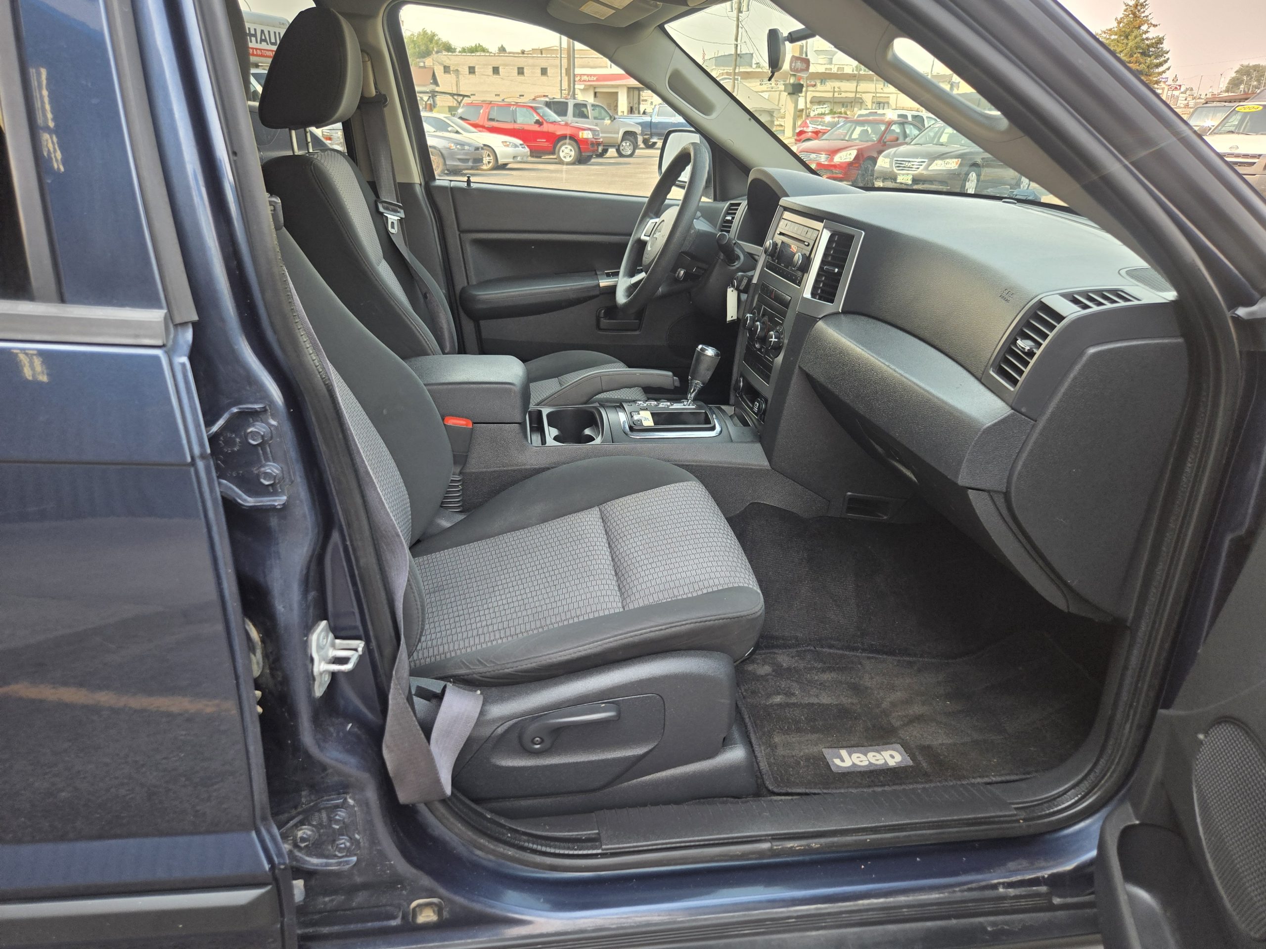 JEEP Grand Cherokee Laredo