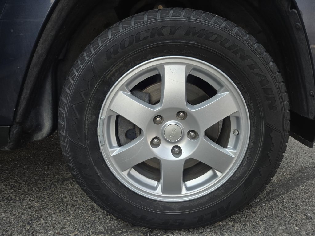 JEEP Grand Cherokee Laredo