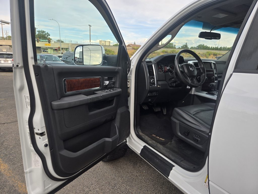 DODGE Ram Laramie 2012