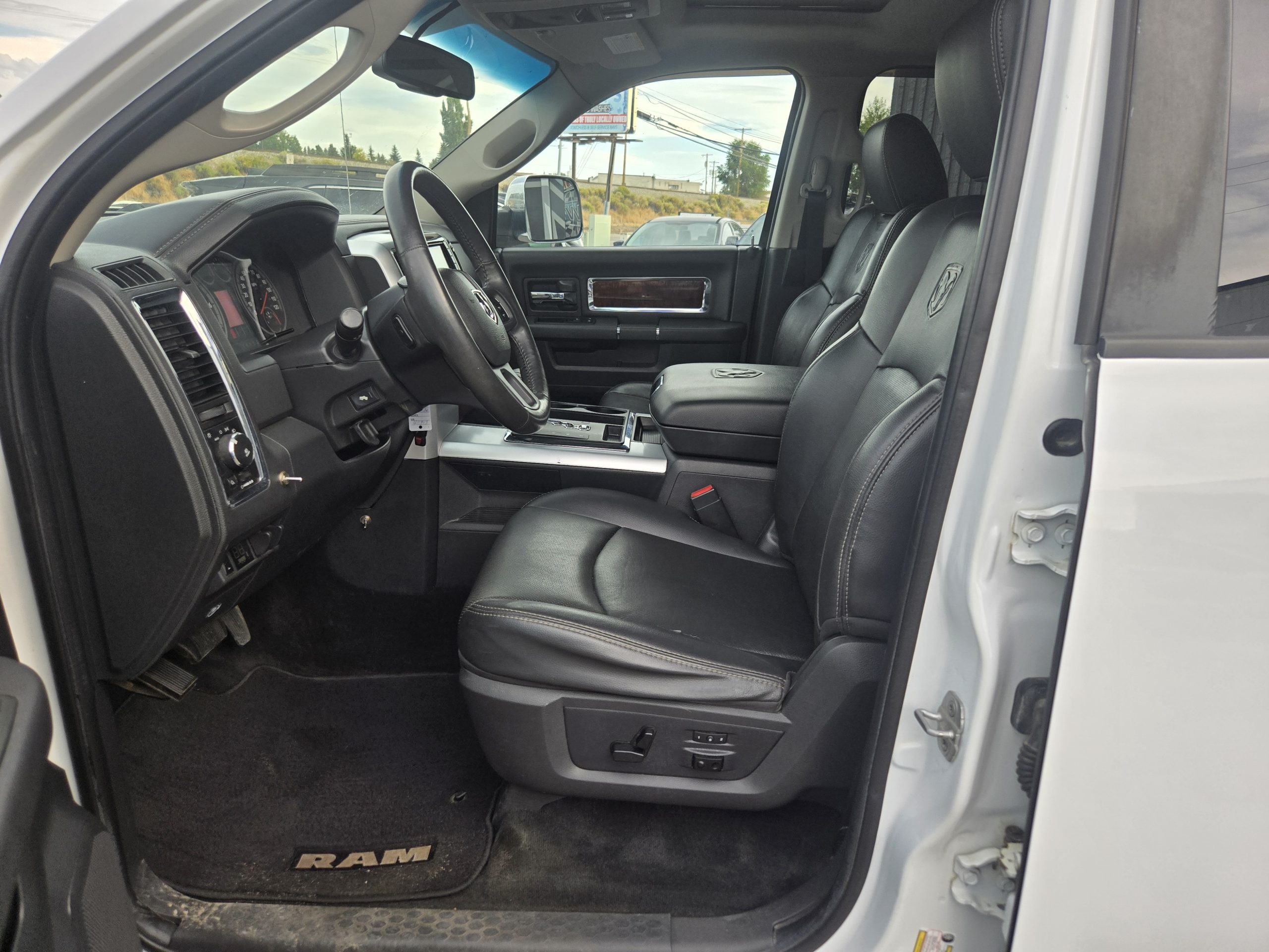 DODGE Ram Laramie 2012