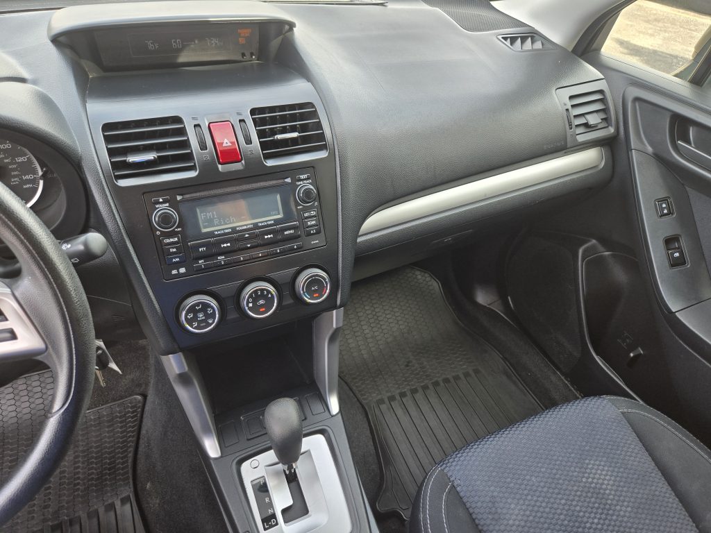 SUBARU Forester 2014
