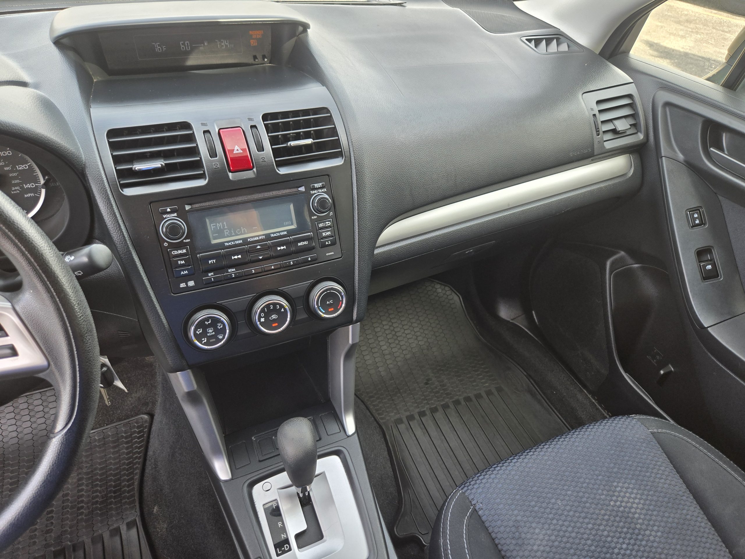 SUBARU Forester 2014