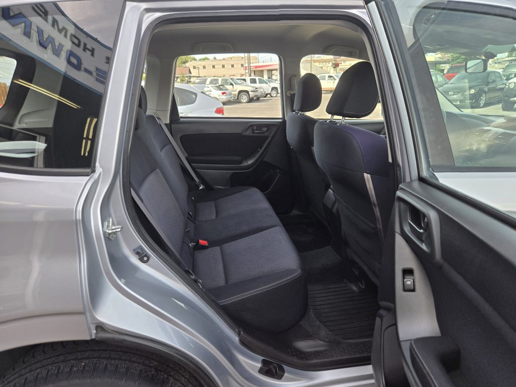 SUBARU Forester 2014