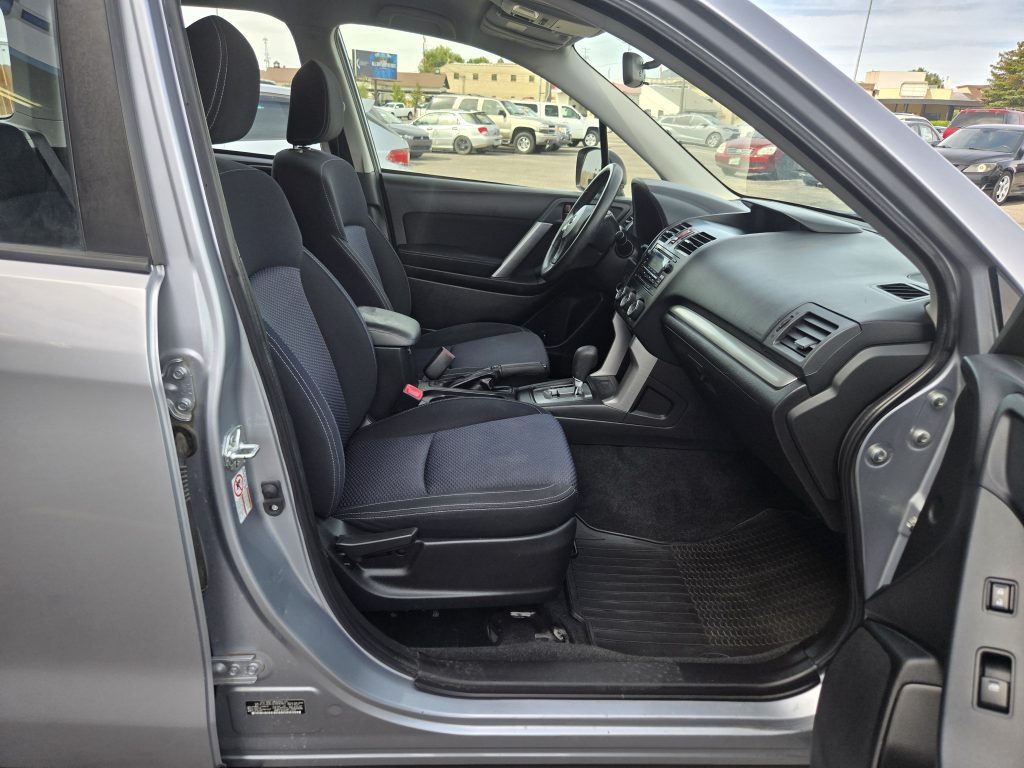 SUBARU Forester 2014