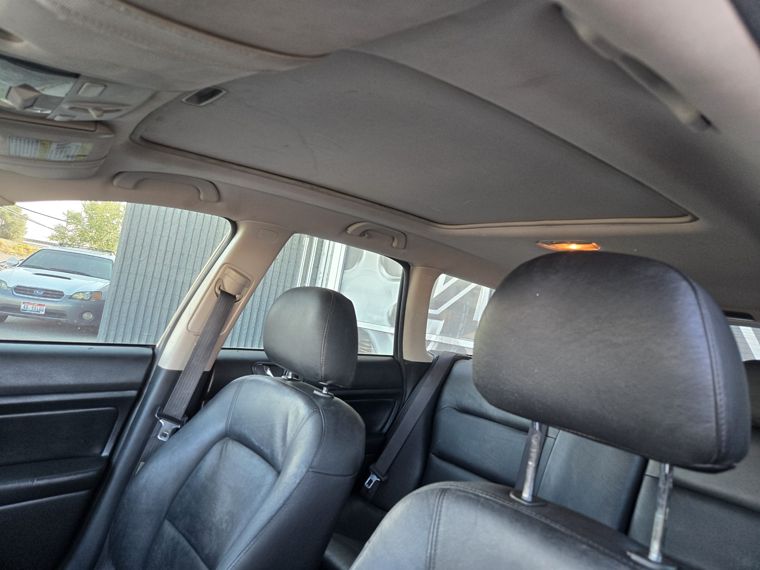 Subaru Outback Limited 2005