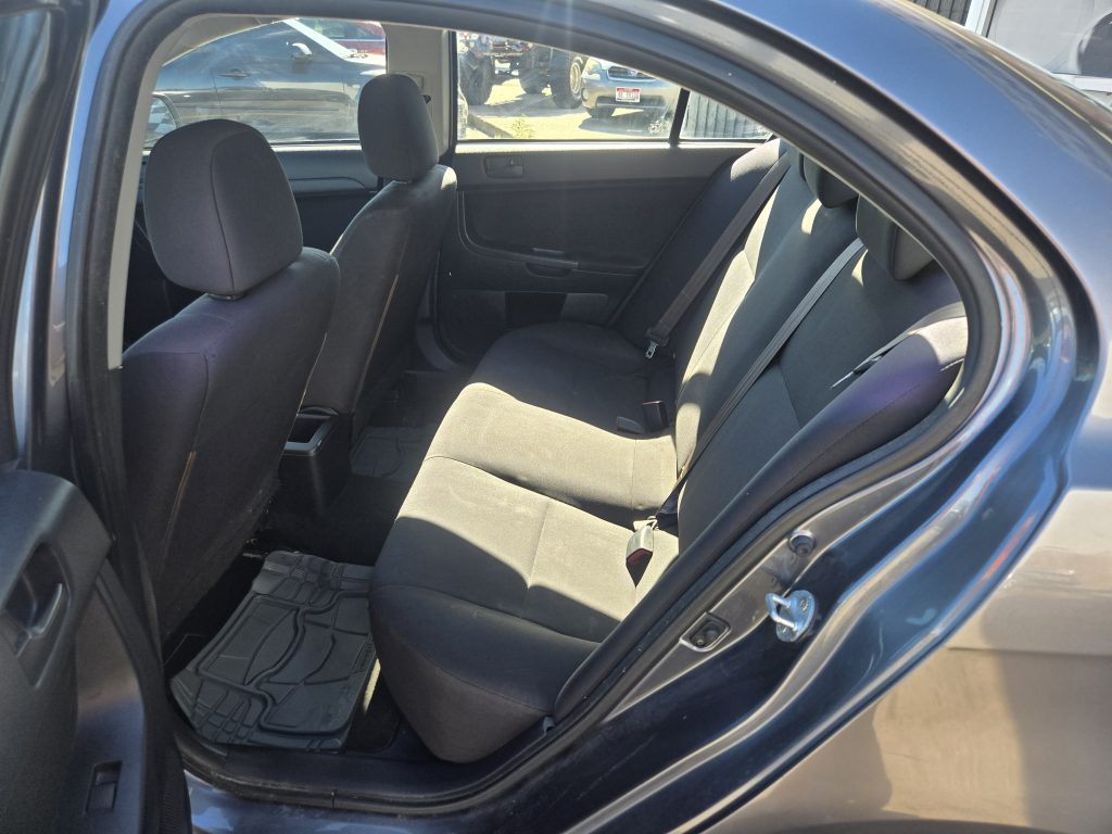 Mitsubishi Lancer DE 2010