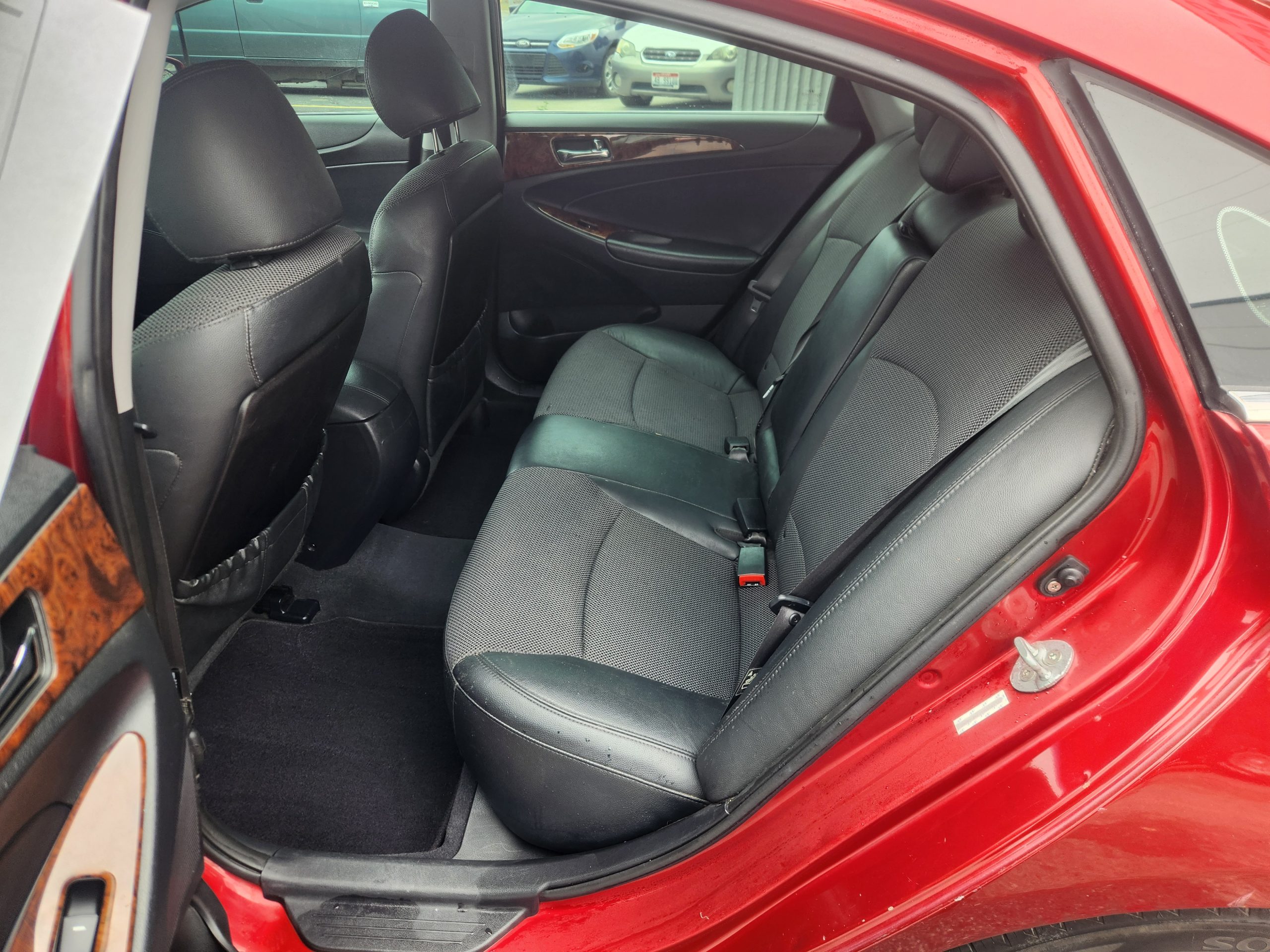 Hyundai Solata SE 2011