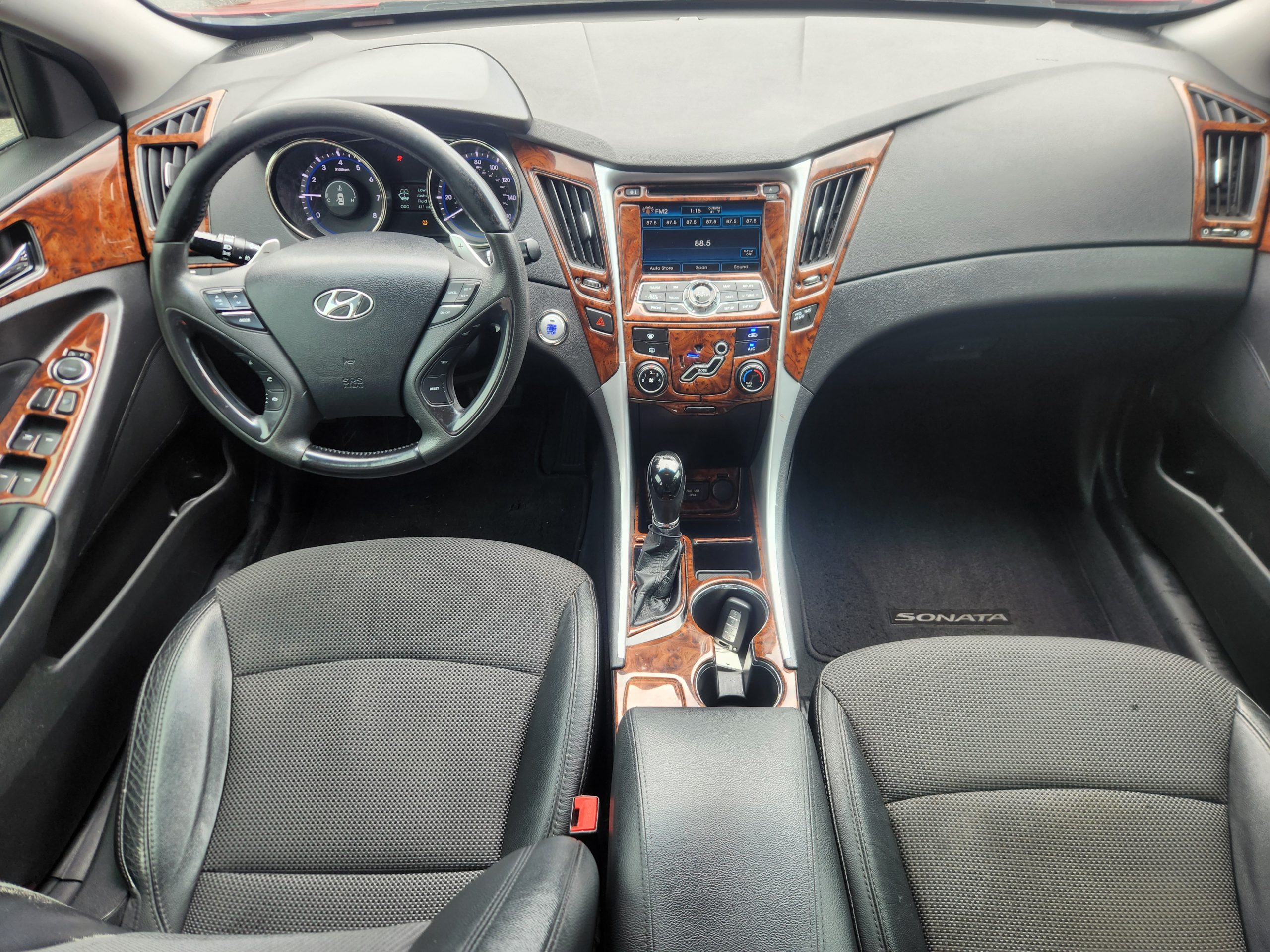 Hyundai Solata SE 2011