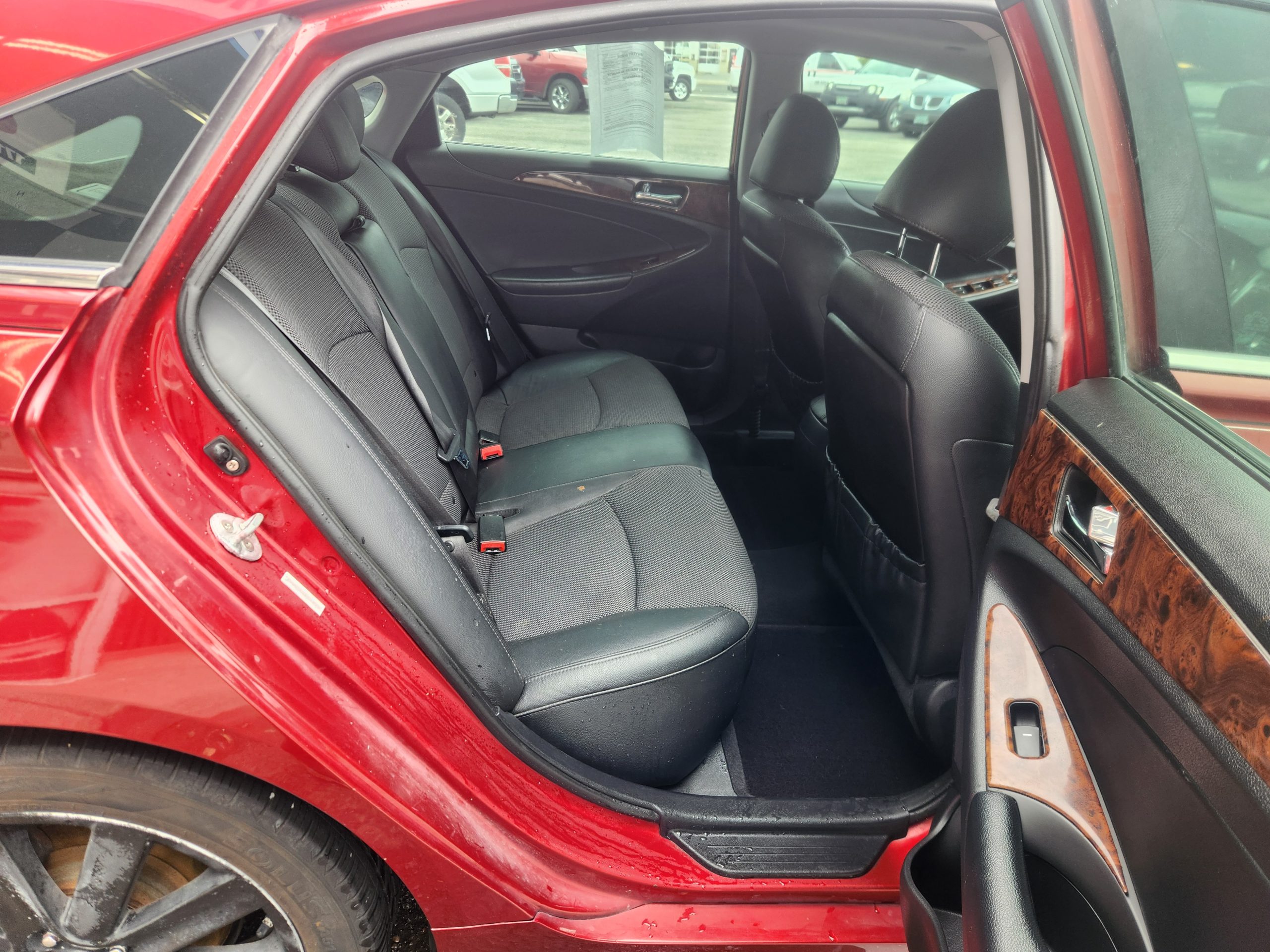 Hyundai Solata SE 2011